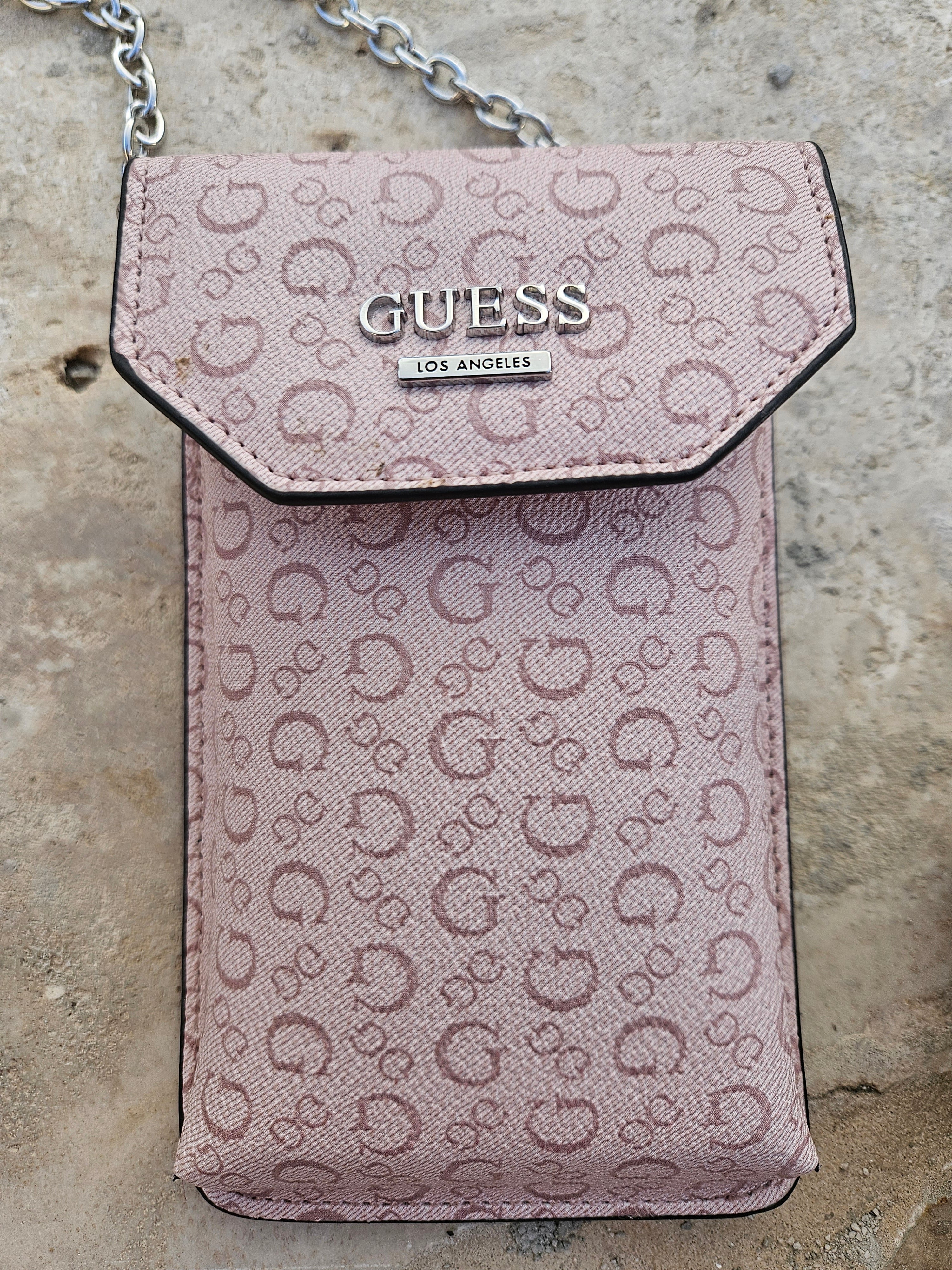 Para guardar el celular,Targetas Guess
