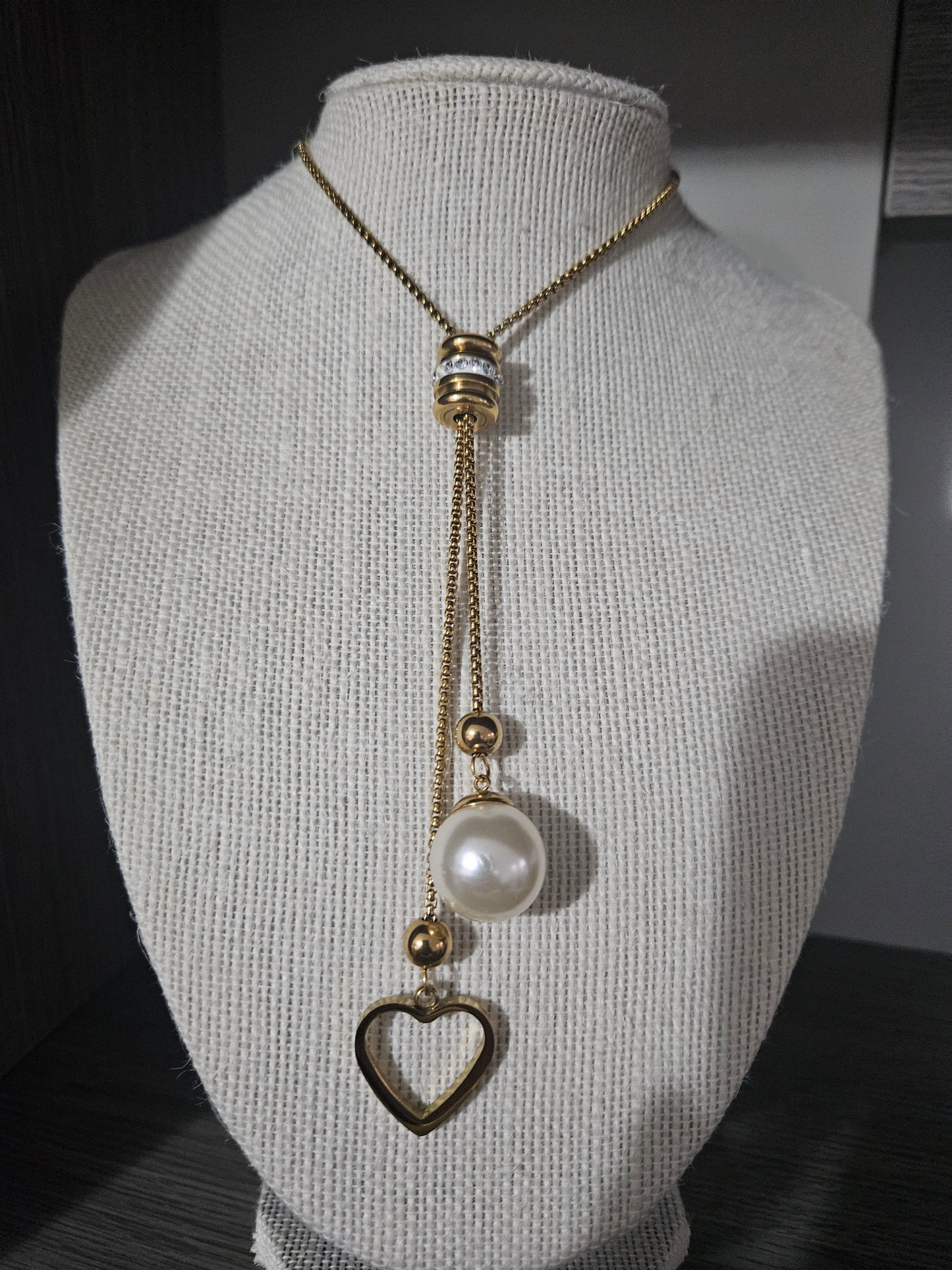 Cadena larga,ajustable de corazon,perlas stainless steel