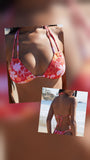Top Roxy de bikini tricolor Tiki con flores de pradera