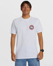 Camiseta Quiksilver de hombre. Omni Circle T-Shirt Adjunto foto de combinaciones de gorra.
